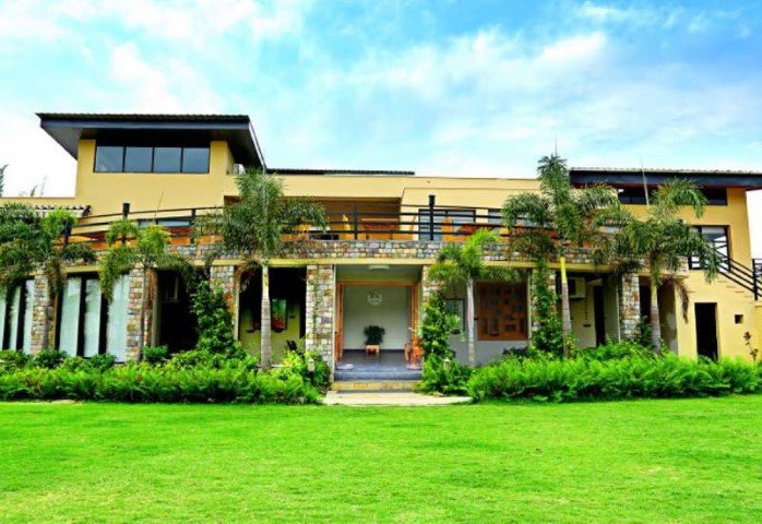 THE GOLDEN TUSK JIM CORBETT